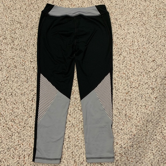 Girls capris - Picture 2 of 2